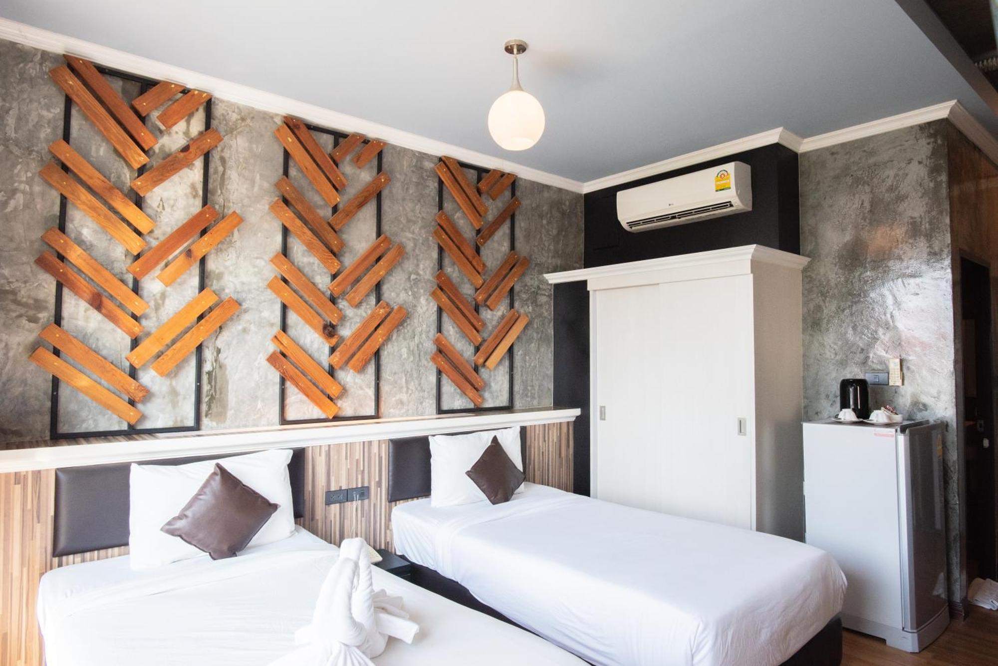 The Proud Hotel Ubon Ratchathani Eksteriør bilde