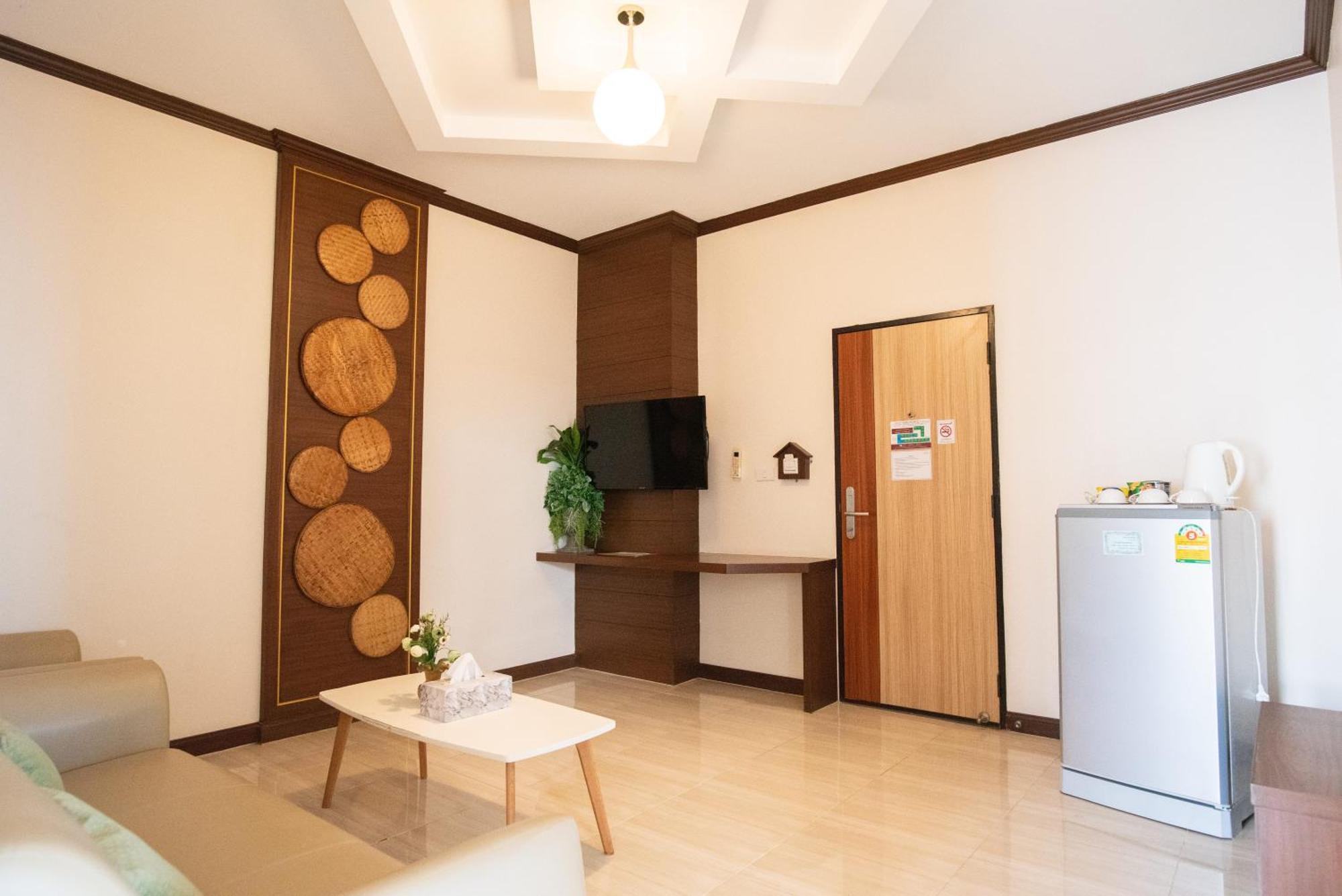 The Proud Hotel Ubon Ratchathani Eksteriør bilde