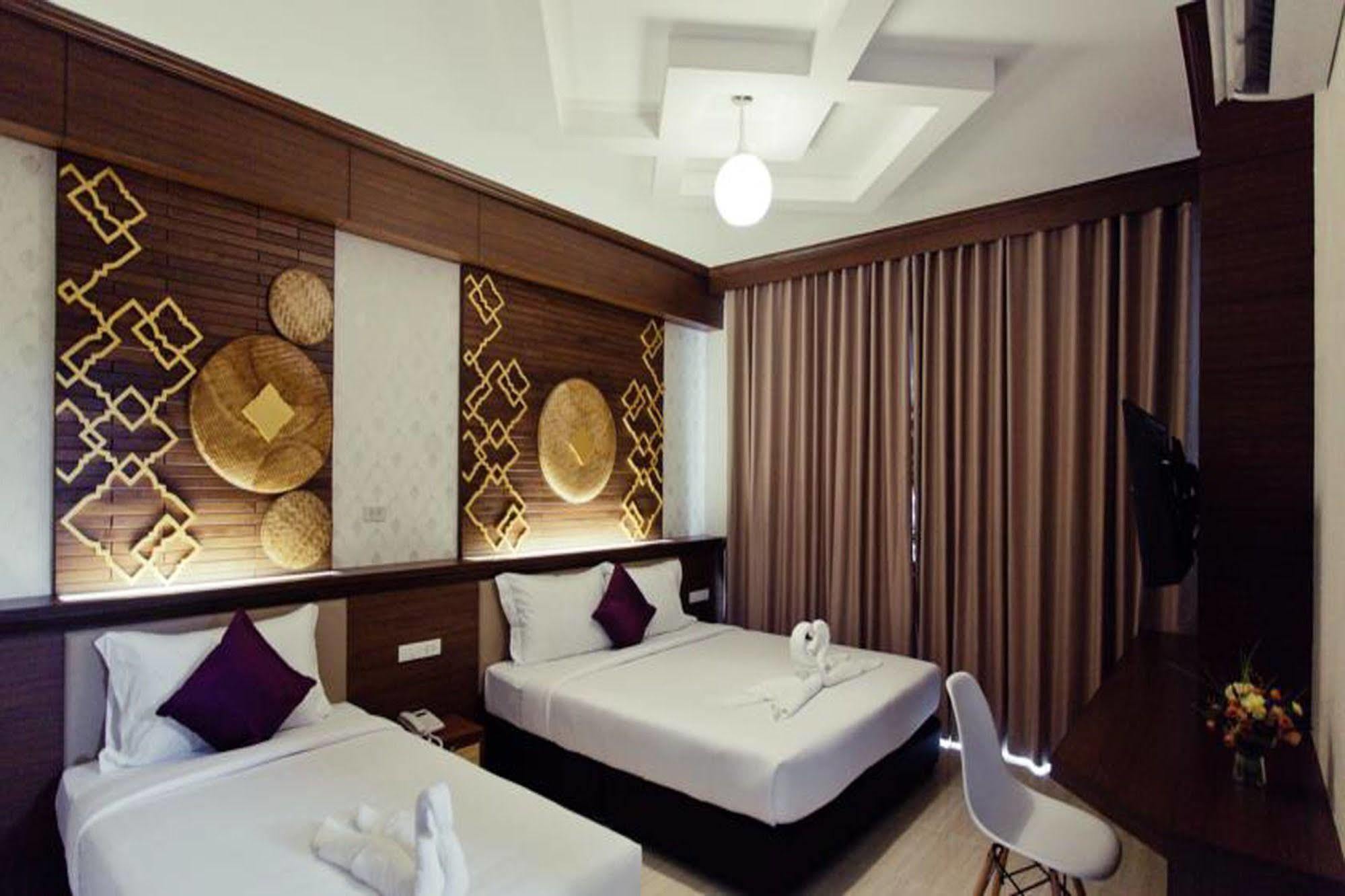 The Proud Hotel Ubon Ratchathani Eksteriør bilde